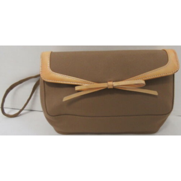 PRADA Tan canvas wristlet w/ orange patent bow - Picture 1 of 8